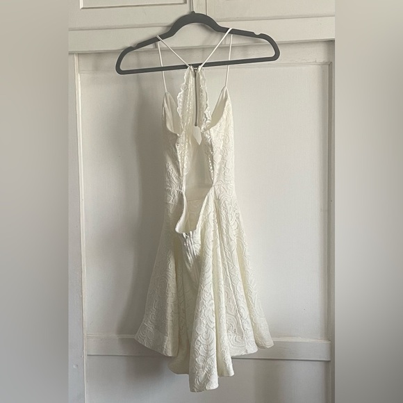 Windsor All About The Lace Skater Dress In Ivory. Pre-Owned. - Picture 9 of 9